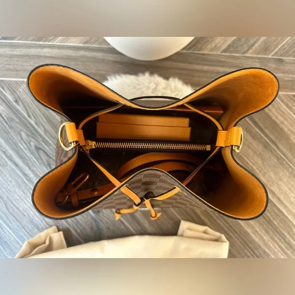 NeoNoe Damier Ebene Safran Shoulder/Crossbody Bag - Picture 14 of 16